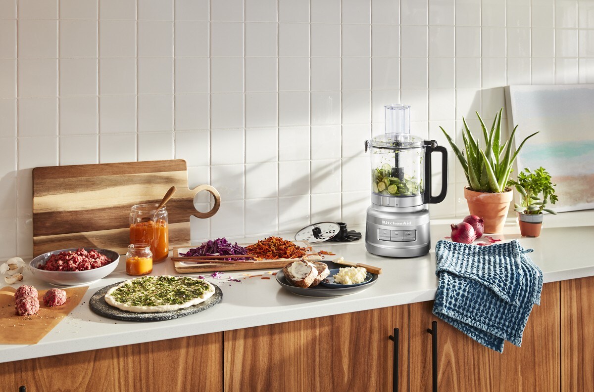 9 Cup Food Processor - Contour Silver - Image 6