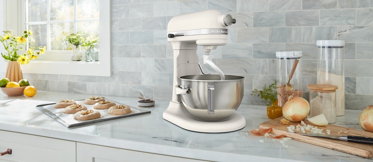 KitchenAid® 5.5 Quart Bowl-Lift Stand Mixer - Porcelain White - Image 4